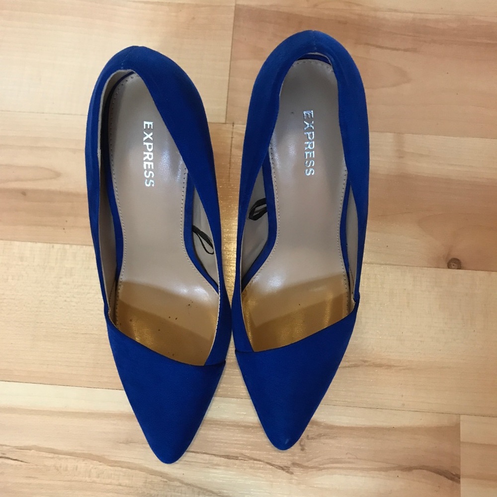 Express heels